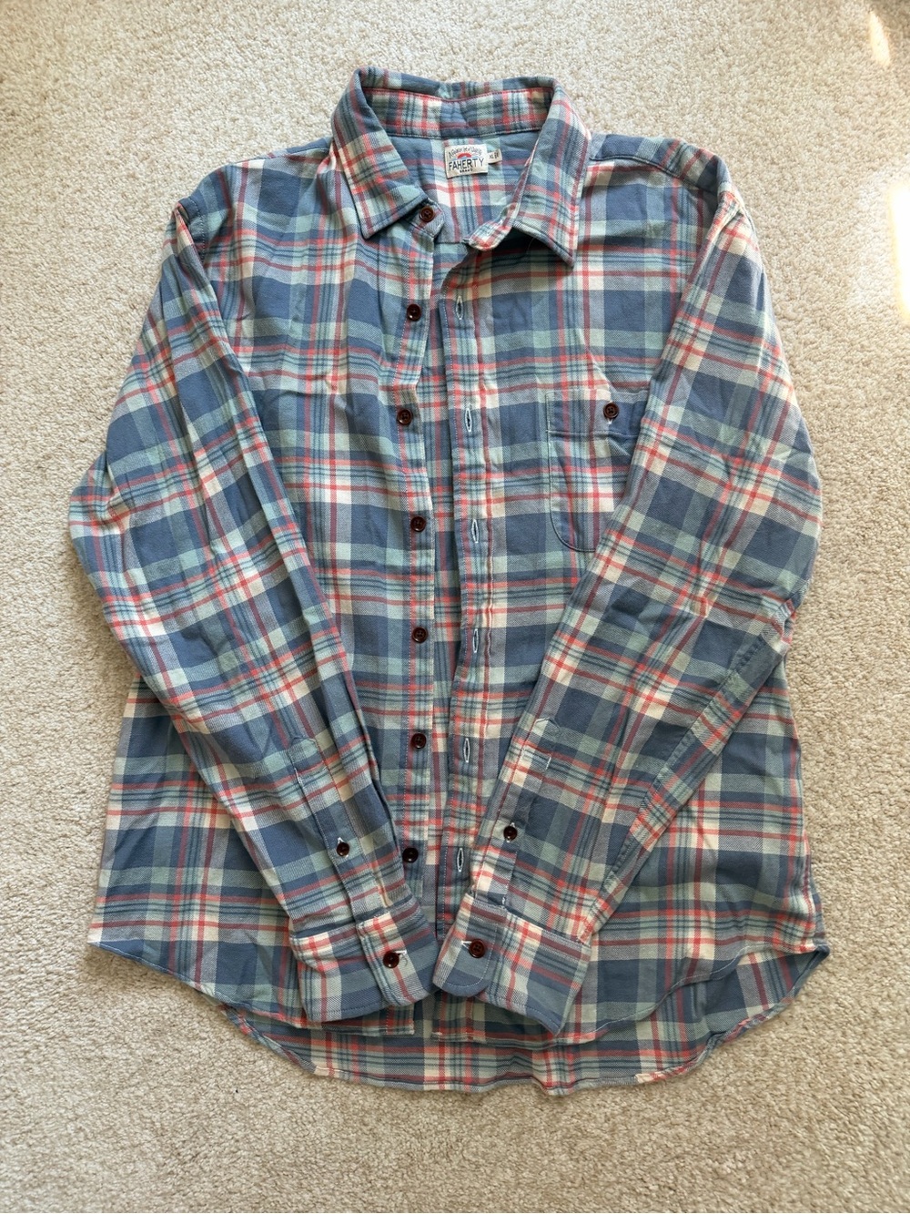Faherty Plaid Button-Up Shirt in Blue and Red - Men XL